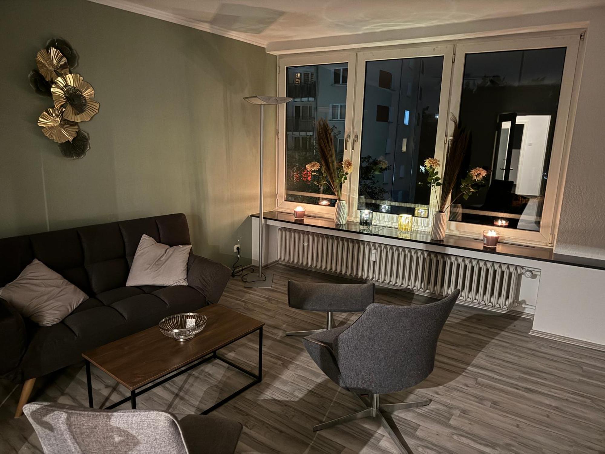 Haus Am Bahnhof Apartment Duisburg Bagian luar foto