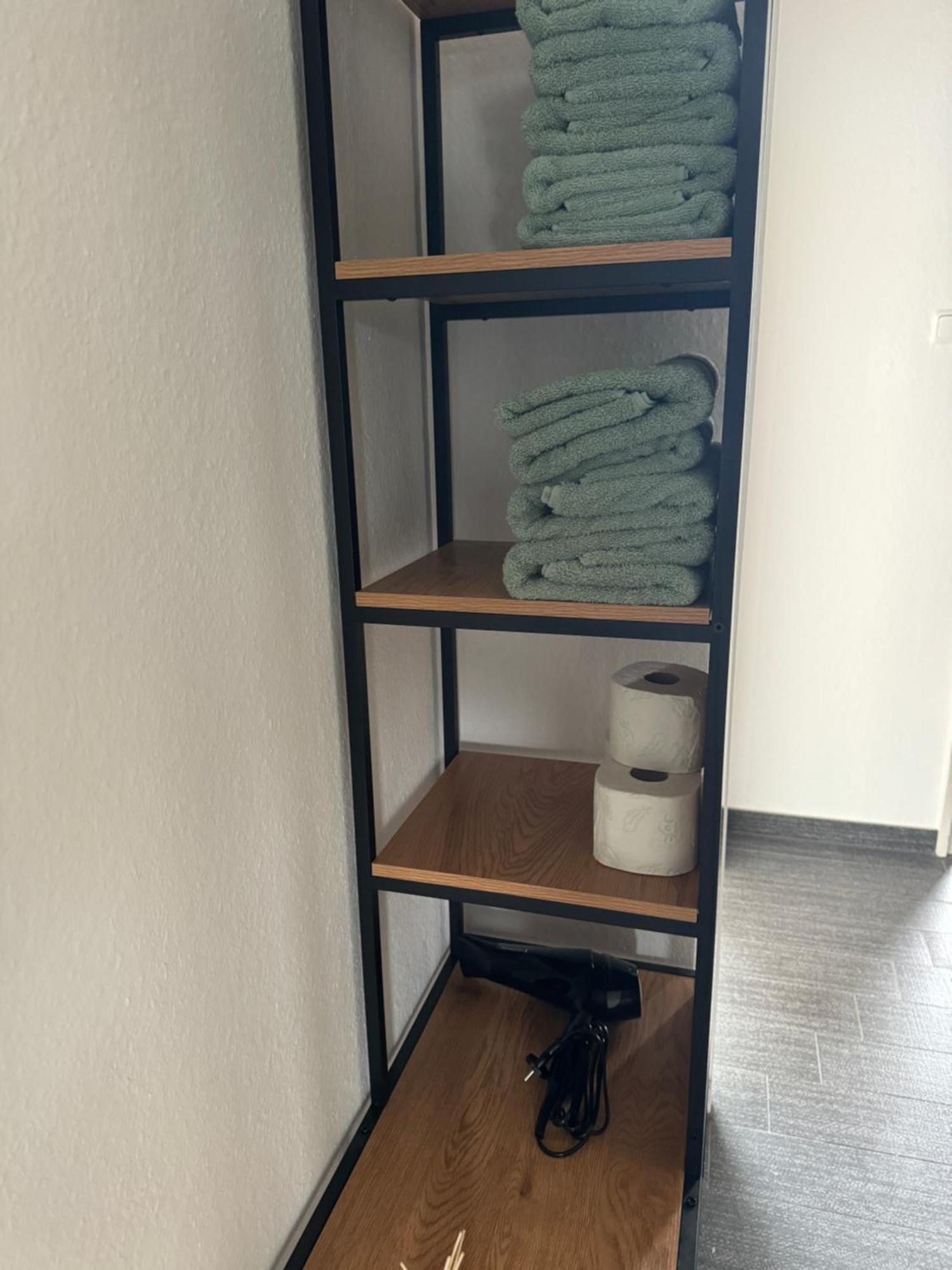 Haus Am Bahnhof Apartment Duisburg Bagian luar foto